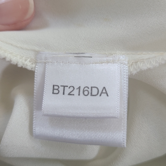 BCBG Max Azaria Black and White Striped Silk Halter Dress - Picture 4 of 10